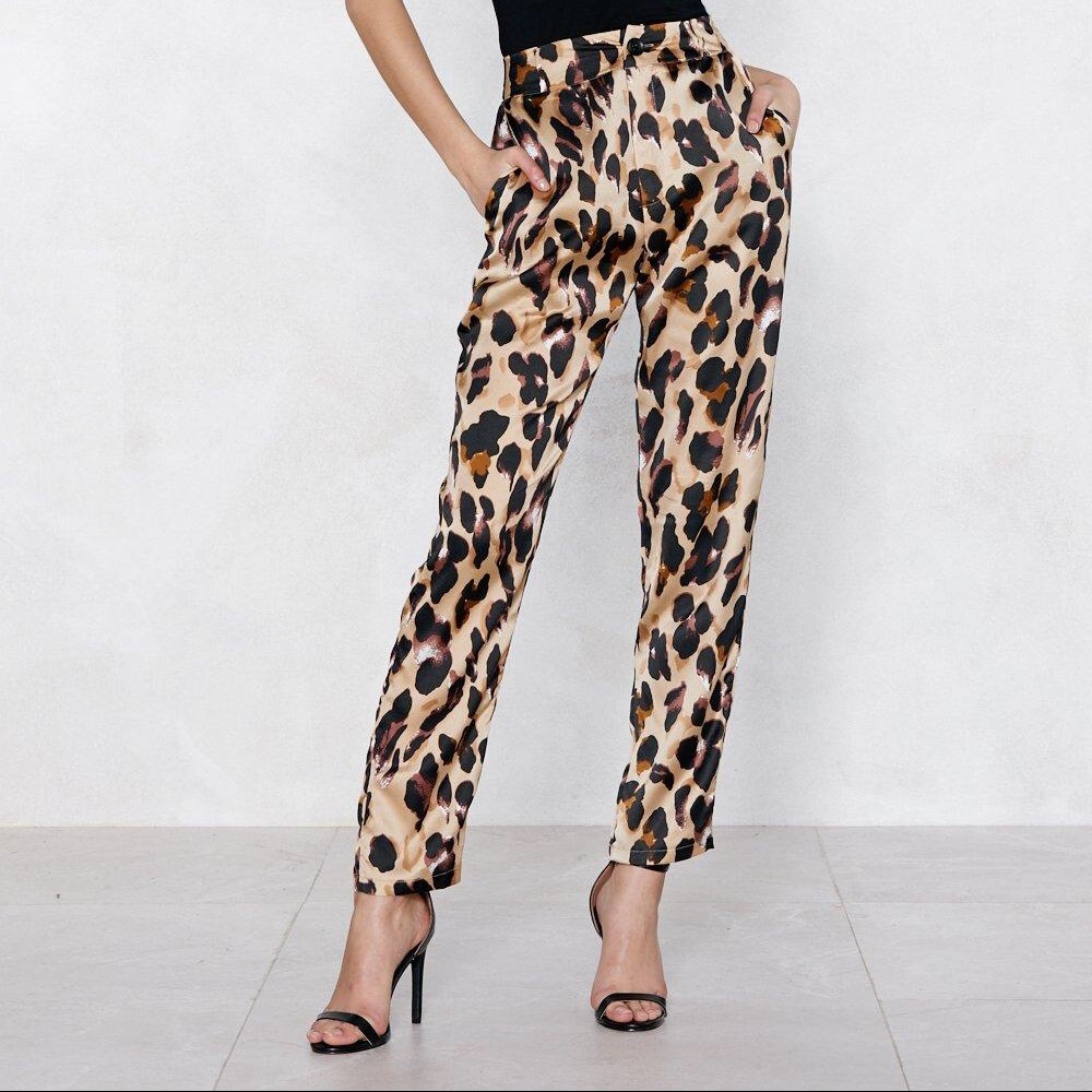 Nasty Gal So Fierce Leopard Pant Women’s Size 10